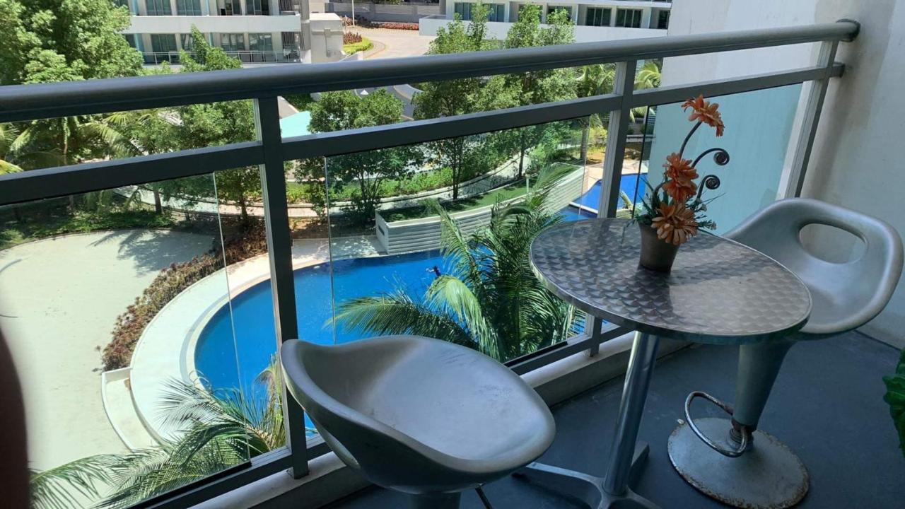 Azure Urban Residence A11 Near Airport And Sm Bicutan+ Free Wifi Paranaque City Exterior photo